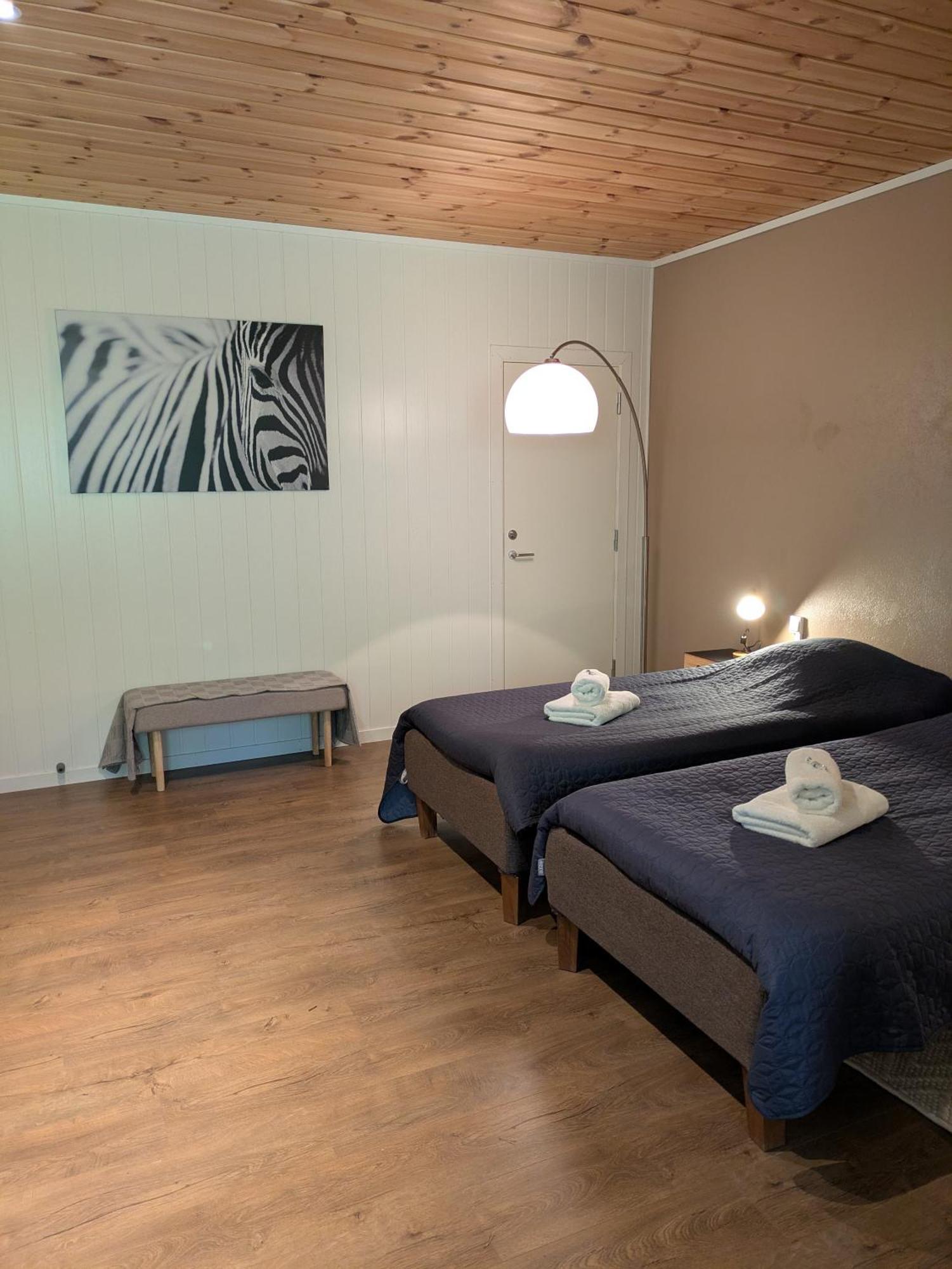Telemark Motel And Apartment Hauggrend Eksteriør bilde